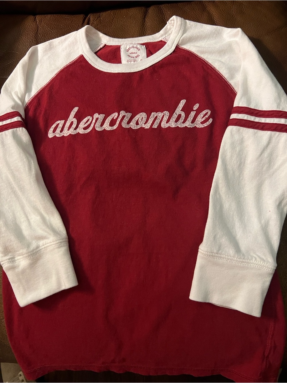 abercrombie kids burgundy tee with white trim